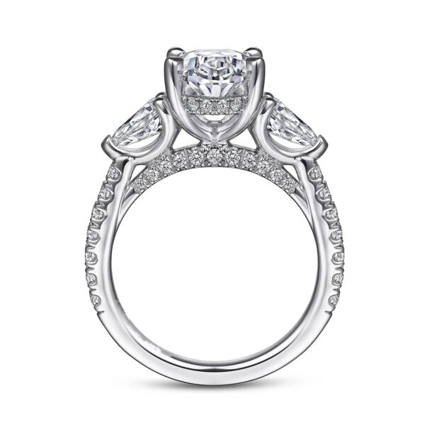 18K White Gold Oval Three Stone Diamond Engagement Ring - Image 3