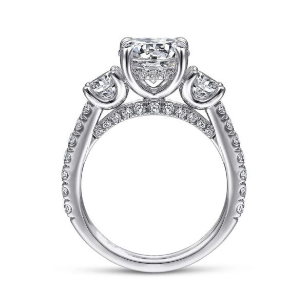 18K White Gold Round 3 Stone Diamond Engagement Ring - Image 3