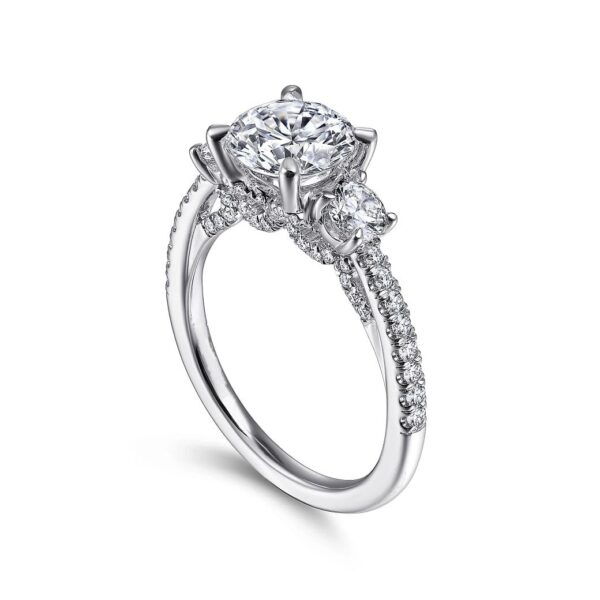 18K White Gold Round 3 Stone Diamond Engagement Ring - Image 2